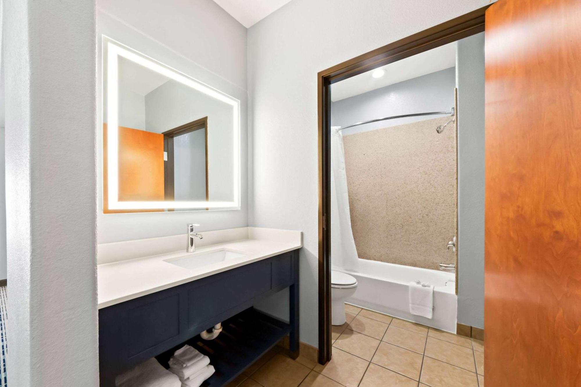 Americinn By Wyndham New Braunfels Esterno foto